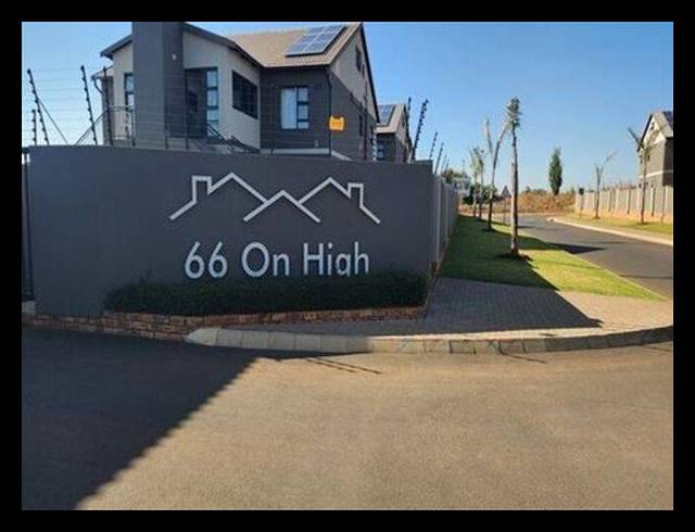 3 BEDROOM APARTMENT FOR SALE IN NORTON PARK